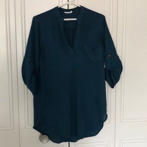 Size S Lush Emerald Green 3/4 Sleeve Top